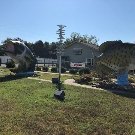 Weiss Lake Lodge Centre Bagian luar foto